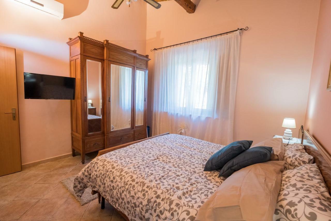 אוגוסטה Villa Marinella מראה חיצוני תמונה